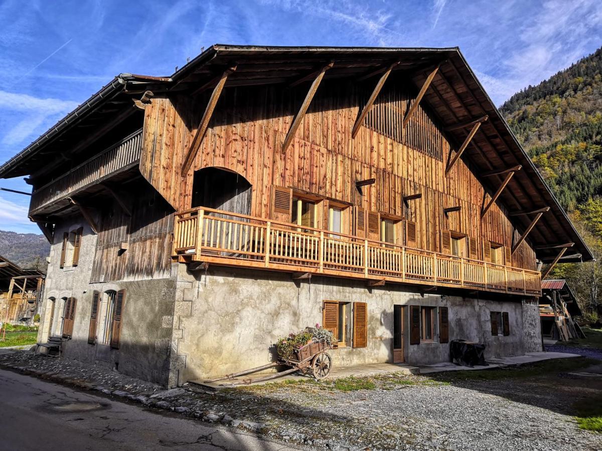 Chez Leon, Jacuzzi Et Sauna Des Le 1Er Septembre 2025 Samoëns Kültér fotó